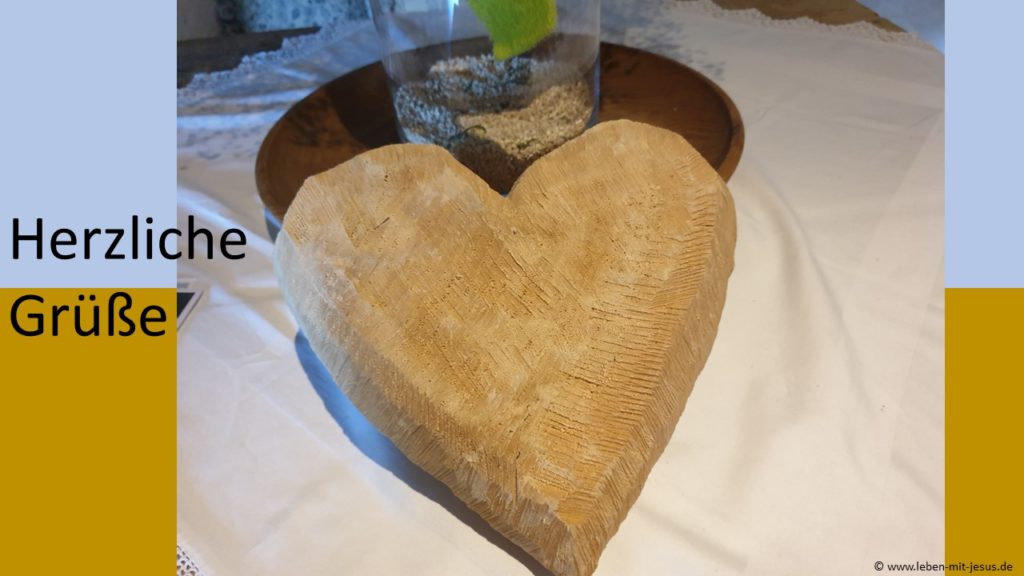 e-cards einfach mal so Grußkarte Herz Herzkarte Herzliche Grüße Herz aus Holz geschnitzt