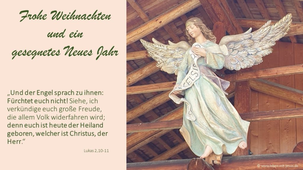 Home e-cards zum Neuen Jahr Neujahrsgrüße Neujahrswünsche und Weihnachten Weihnachtszeit christliche e-cards mit Bibeltexten Bibelversen Bibelsprüchen Engel Holzengel Krippe in St. Christina Grödnertal Südtirol besonders schöne e-card